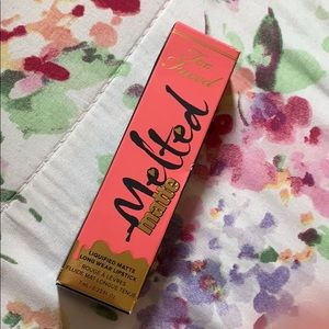 LAST DAY!!! Too faced! Melted matte 💄 🧡